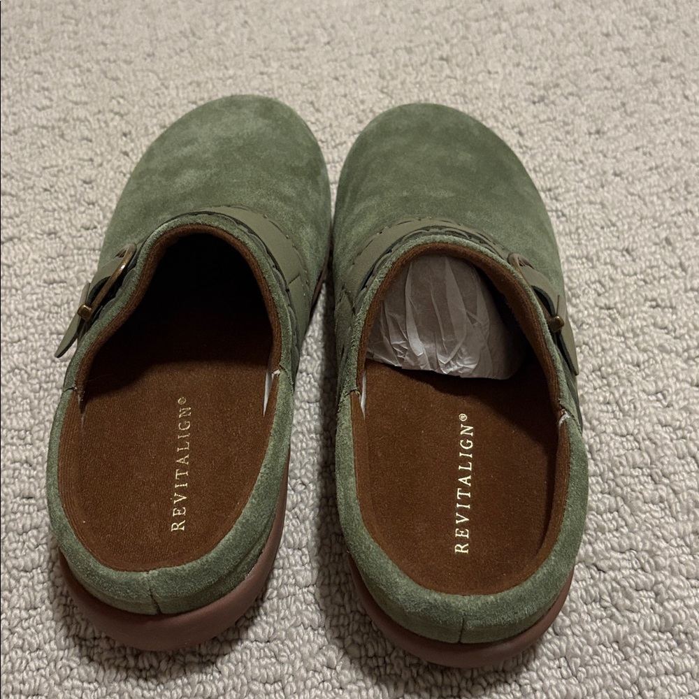 NWOT Revitalign Orthotic Suede Mules - Size 7.5 - Picture 3 of 7